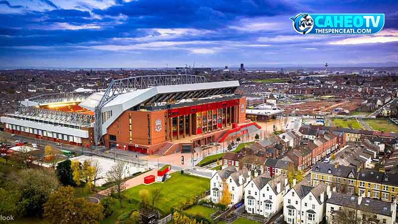Sân vận động Anfield là sân nhà của Liverpool